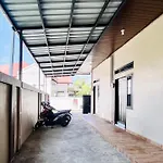 RedDoorz Syariah near Suzuya Mall Banda Aceh