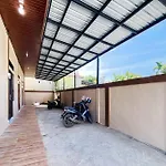 RedDoorz Syariah near Suzuya Mall Banda Aceh