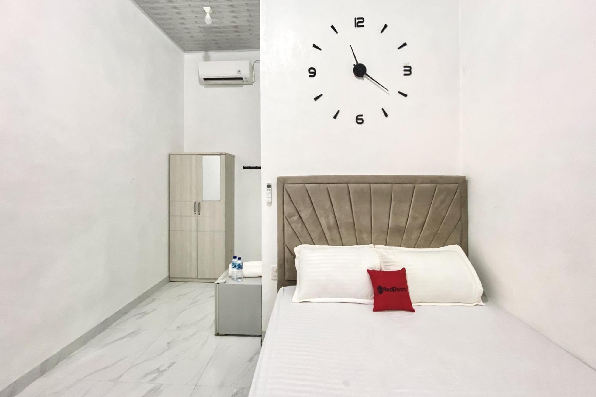 Hotel Reddoorz Syariah At Florensa Banda Aceh